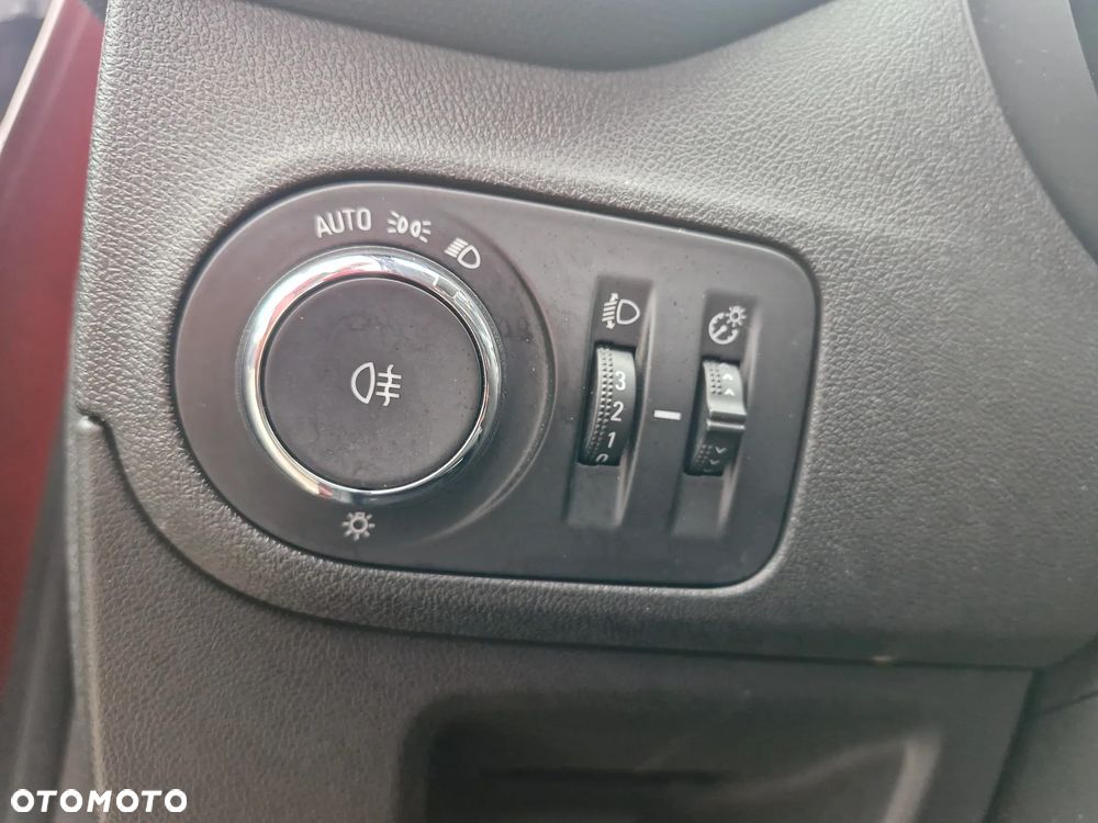 Opel Crossland X 1.6 CDTI Enjoy - 30