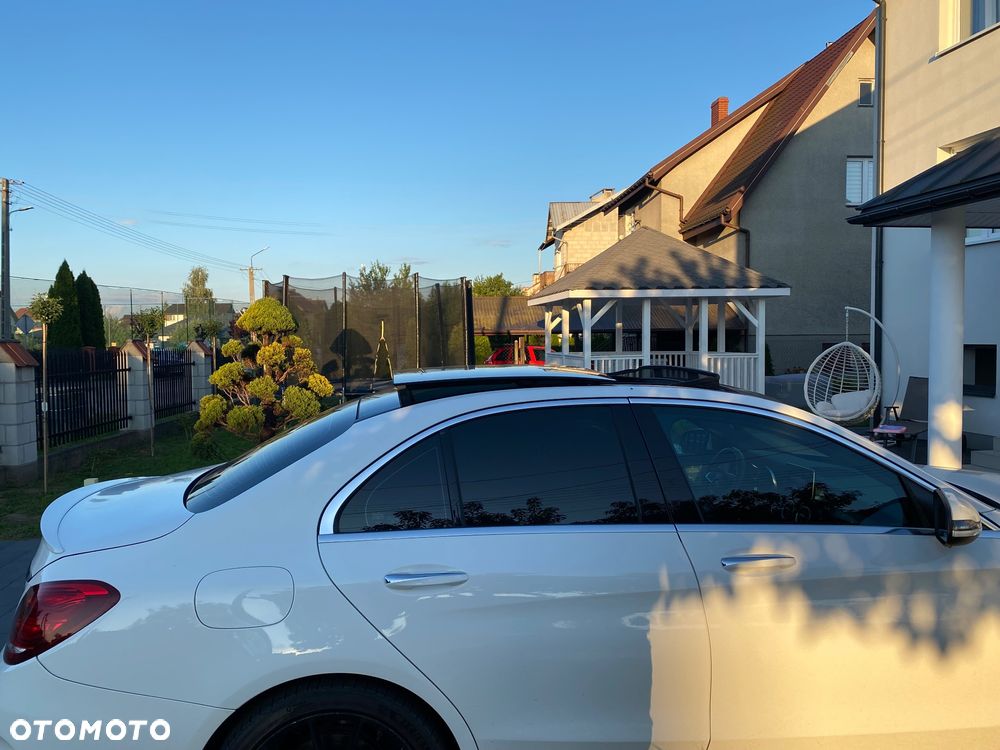 Mercedes-Benz Klasa C 300 T 9G-TRONIC AMG Line - 6