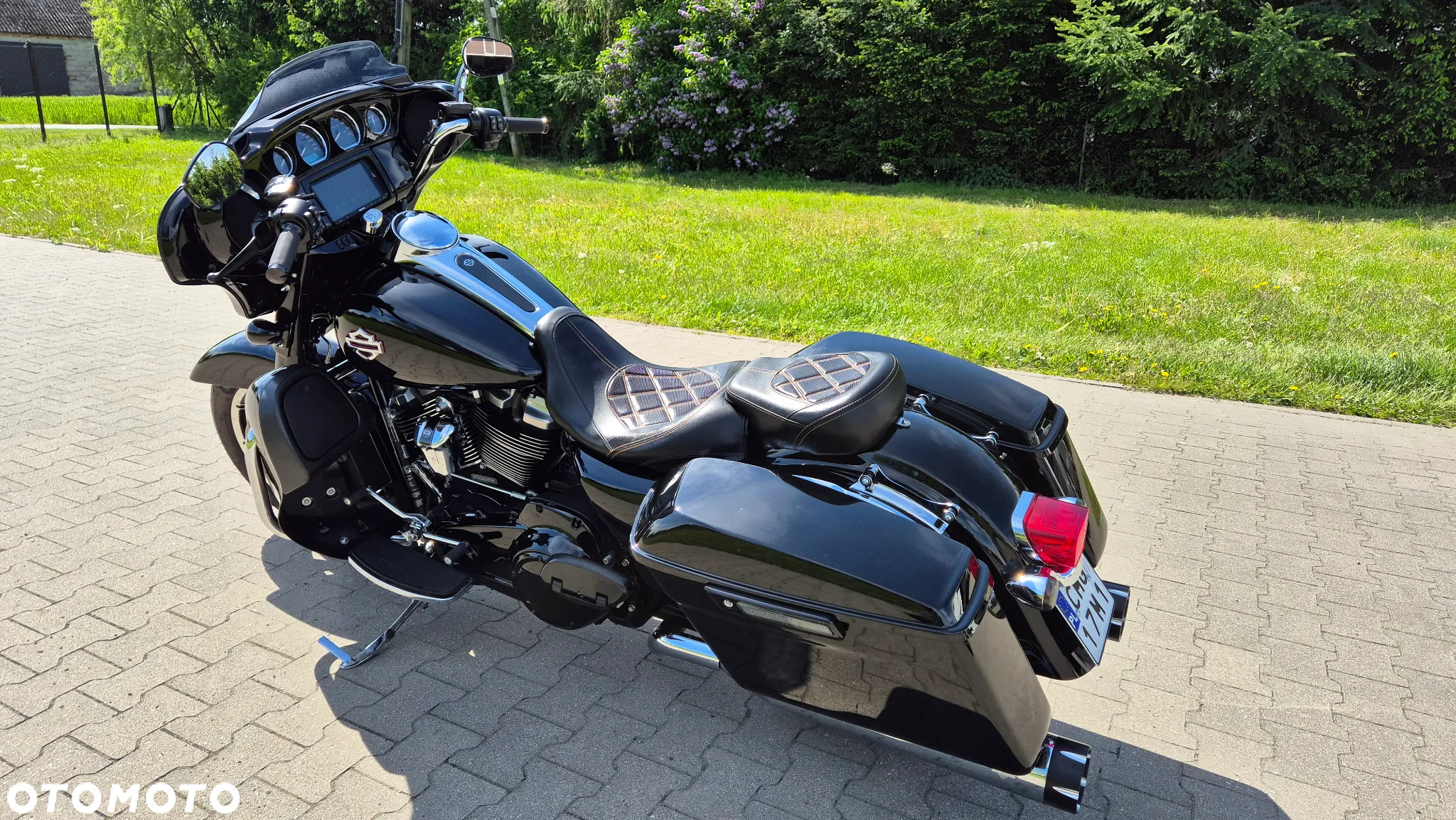 Harley-Davidson FLH Electra Glide - 4