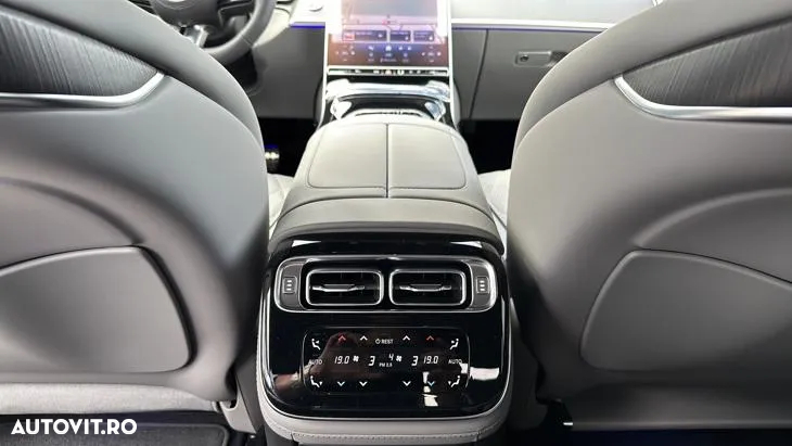 Mercedes-Benz S 500 4Matic L 9G-TRONIC - 13