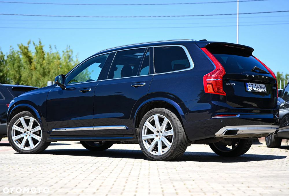 Volvo XC 90 D5 SCR AWD Inscription 7os - 38