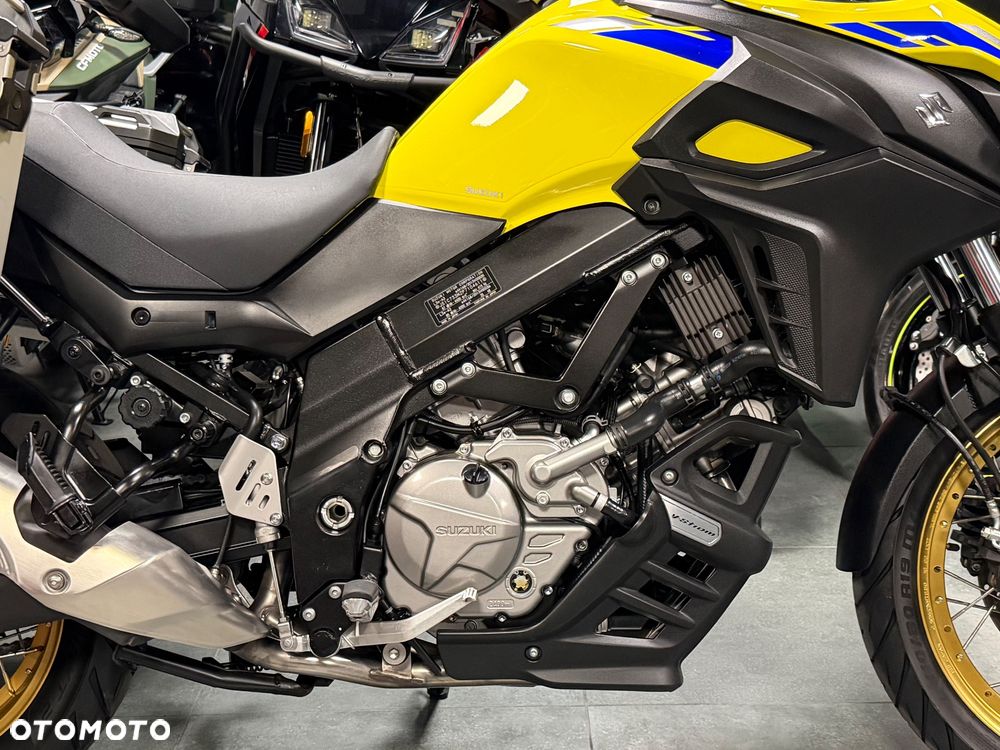 Suzuki V-STROM - 7