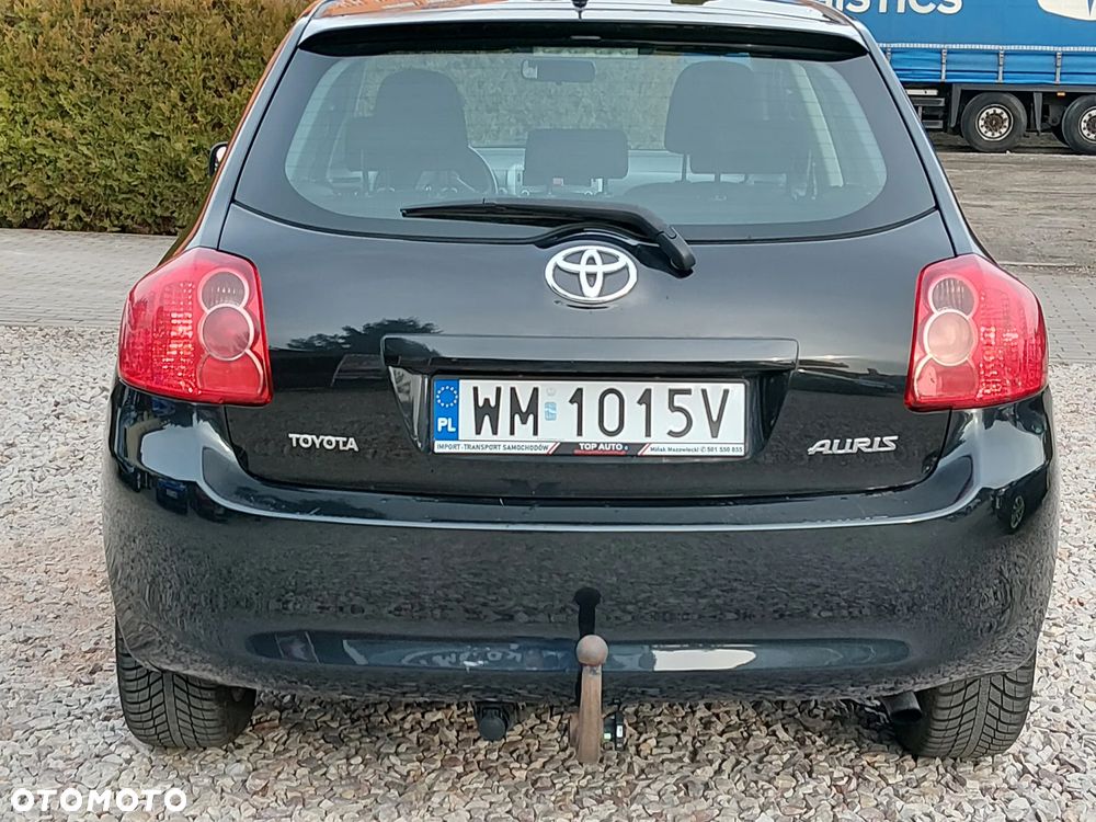 Toyota Auris 1.33 VVT-i - 9