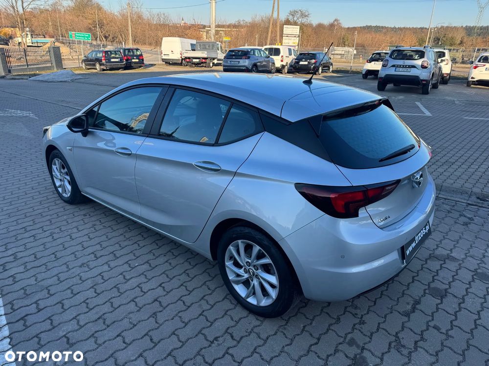 Opel Astra 1.2 T Edition S&S - 8