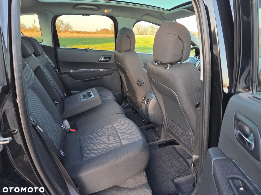 Peugeot 3008 1.6 Active - 15