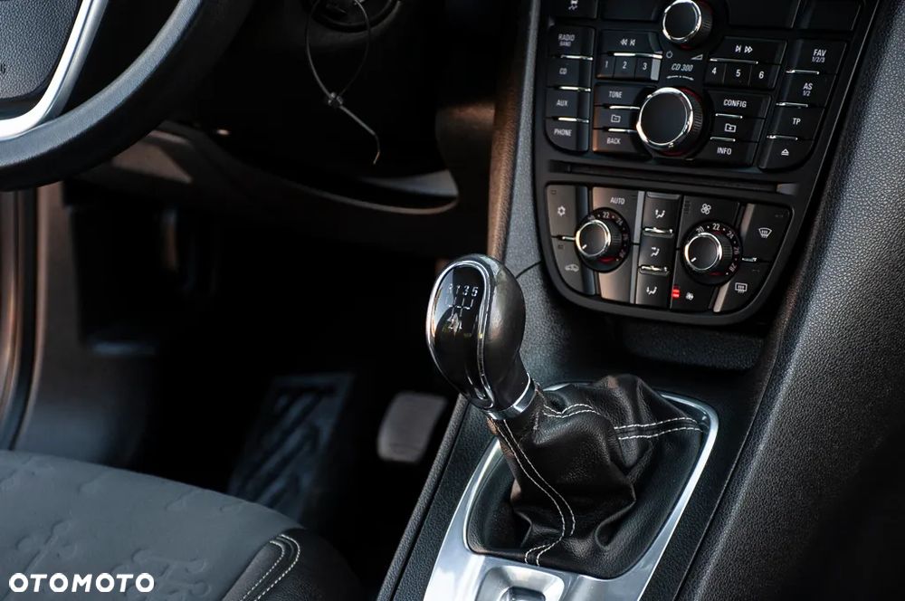 Opel Meriva 1.4 150 Jahre - 22