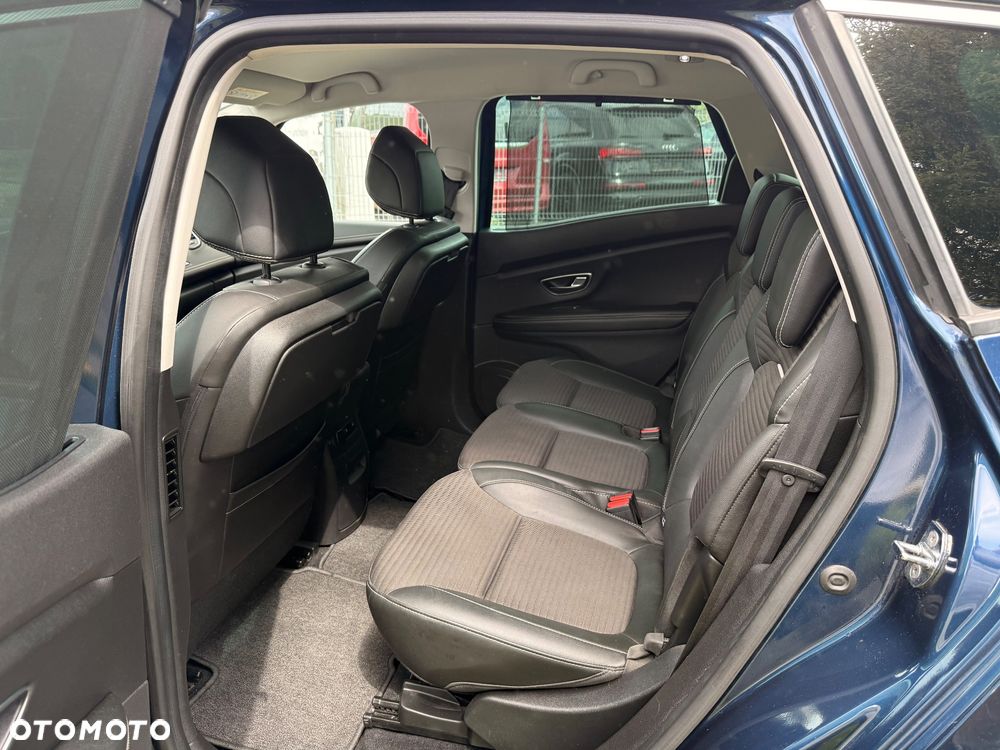Renault Scenic - 10
