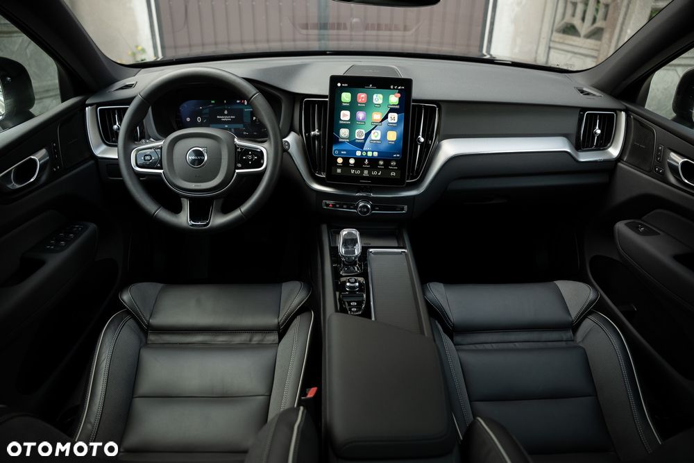 Volvo XC 60 B5 B AWD Ultimate Dark - 5