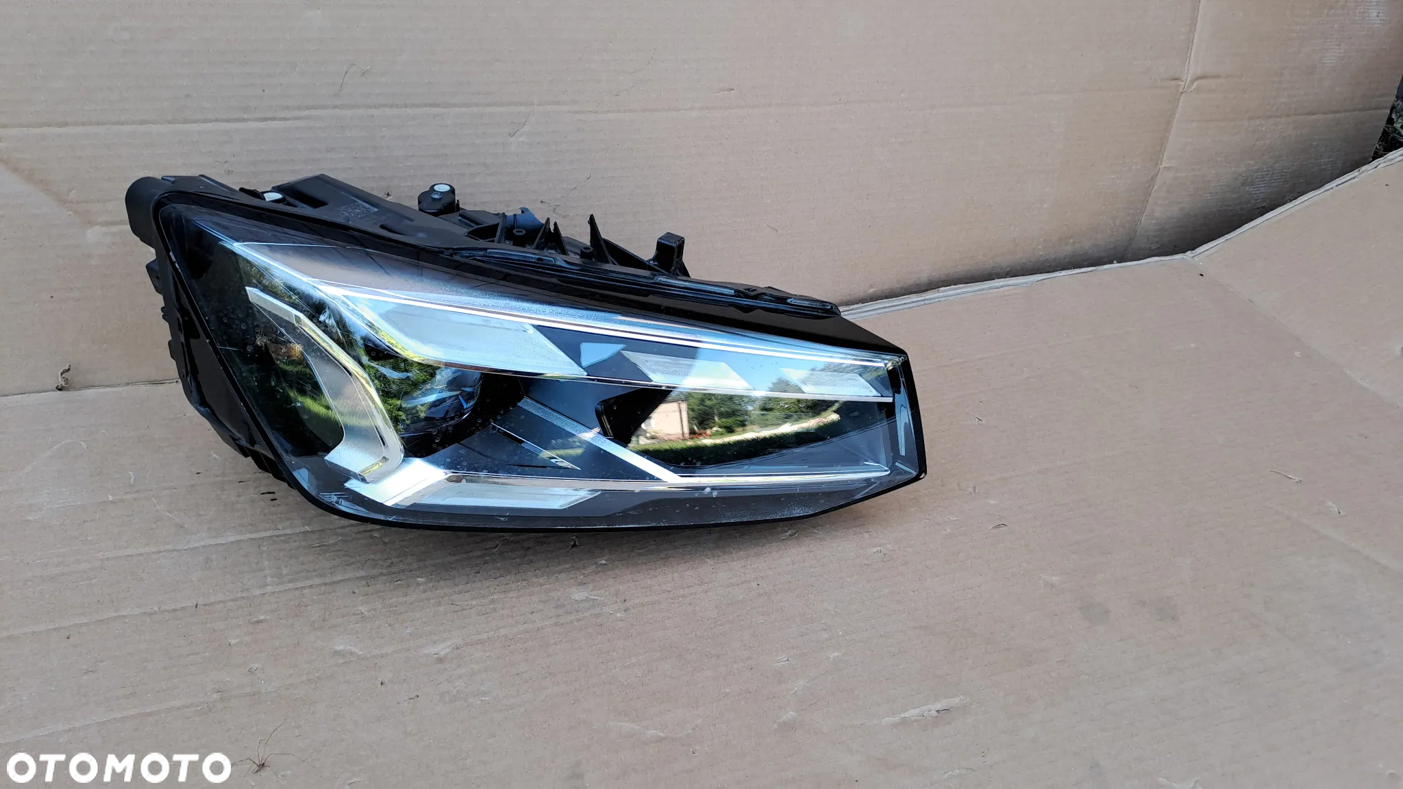 AUDI Q2 LIFT FULL LED MATRIX PRAWA LAMPA 81A941036d - 3