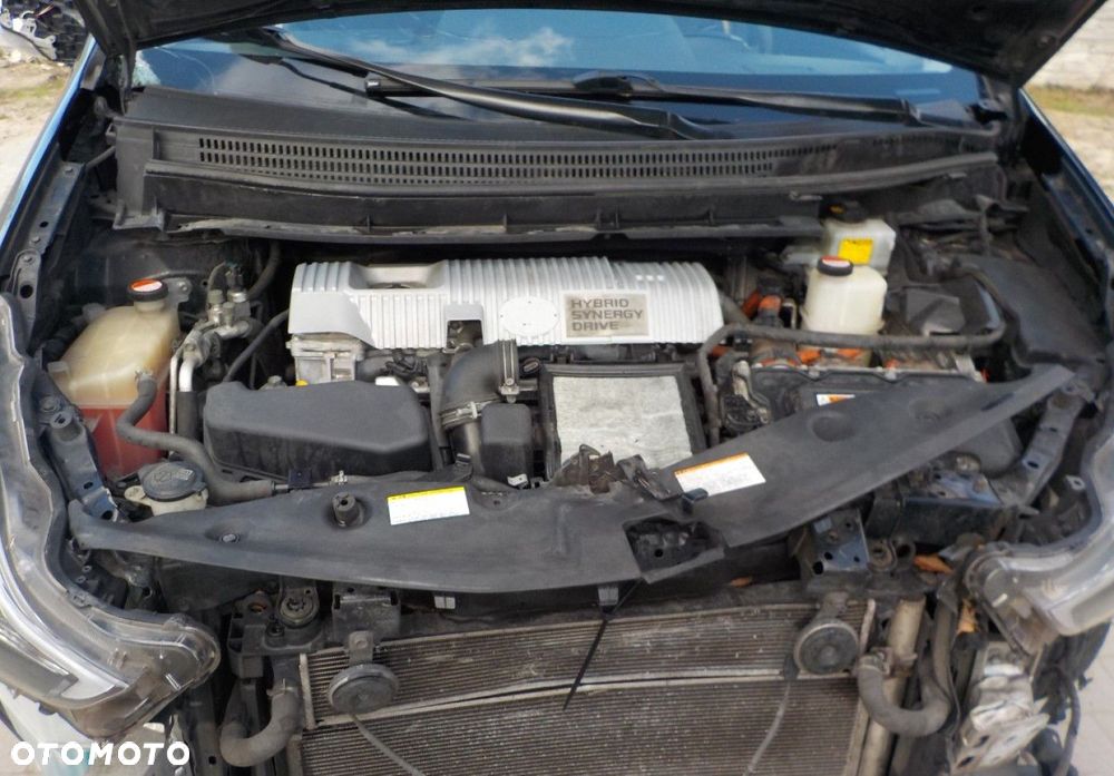 Toyota Prius+ - 6