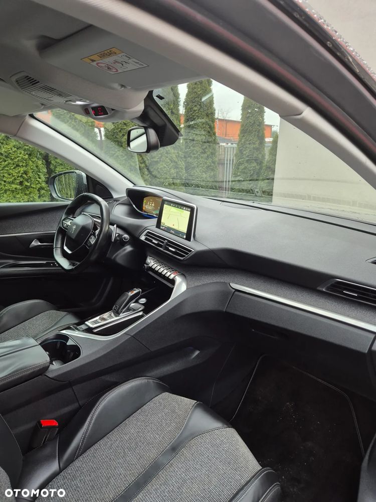 Peugeot 5008 1.6 BlueHDI Allure S&S EAT6 - 7