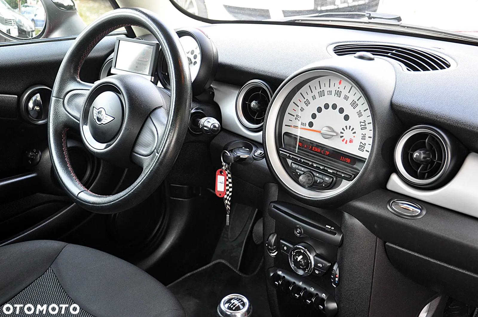 MINI ONE Standard - 18