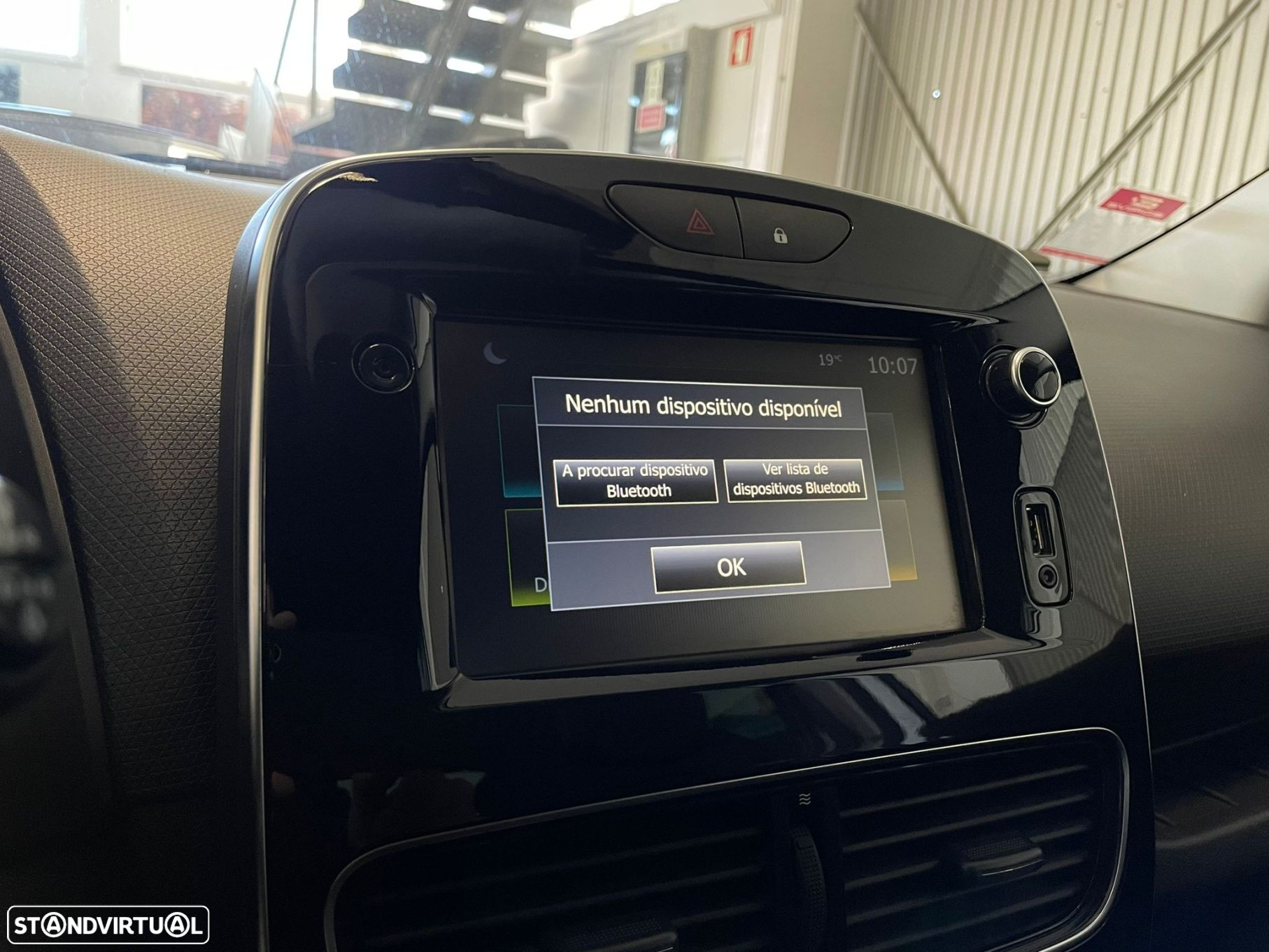 Renault Clio 0.9 TCe Limited - 19