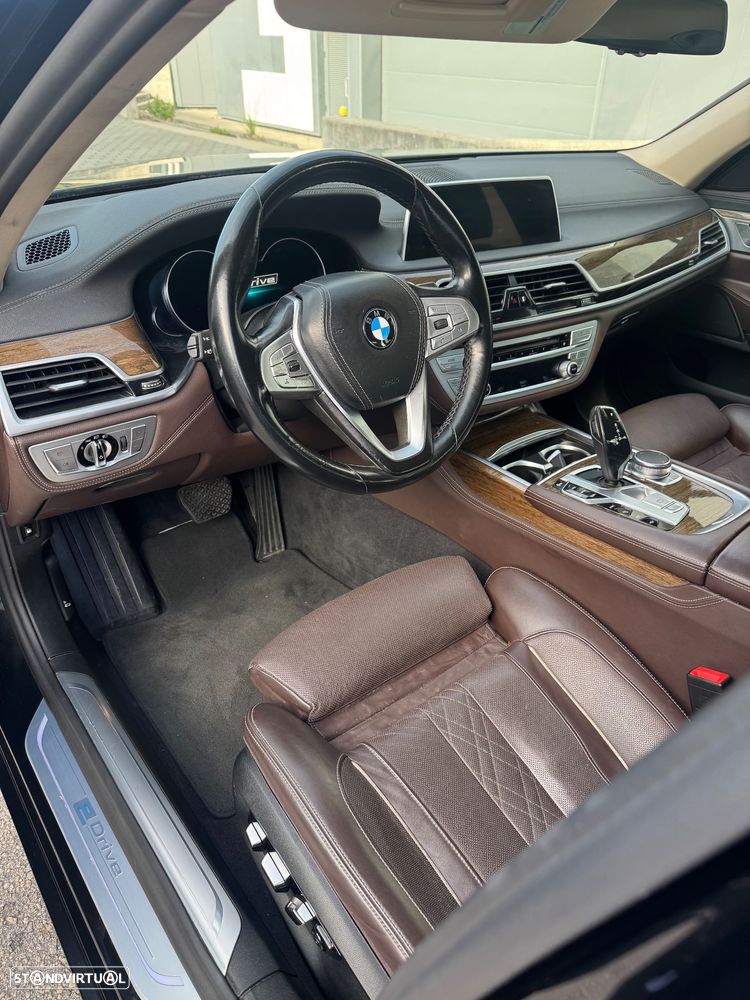 BMW ActiveHybrid 7 - 10