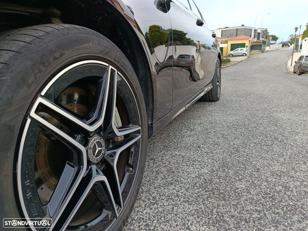 Mercedes-Benz E 300 de AMG Line 4Matic - 33