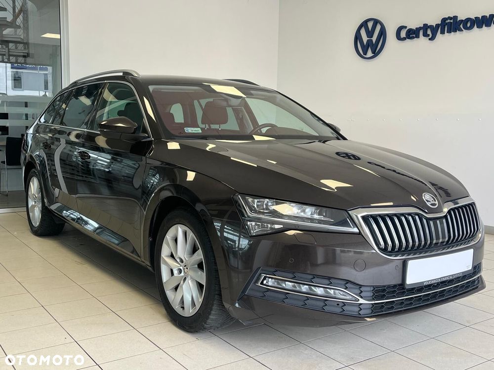Skoda Superb 2.0 TSI DSG Style - 6