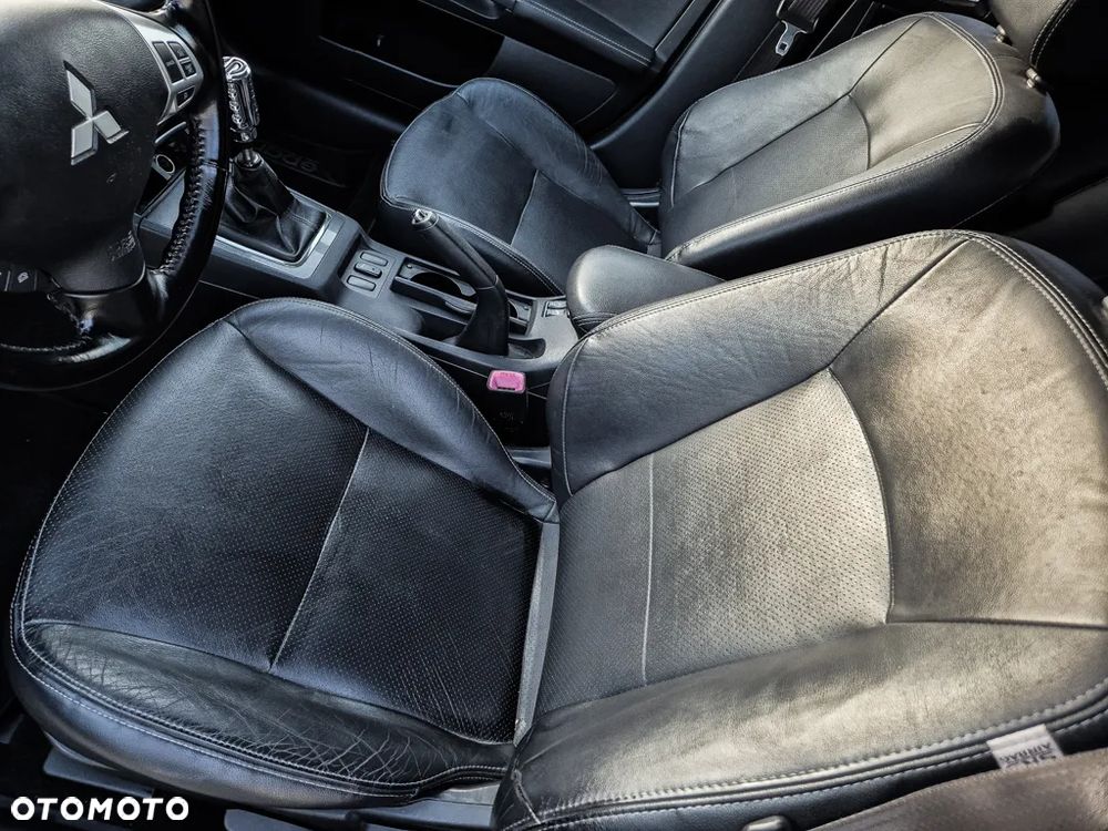 Mitsubishi Lancer 1.8 Instyle NAVI - 13