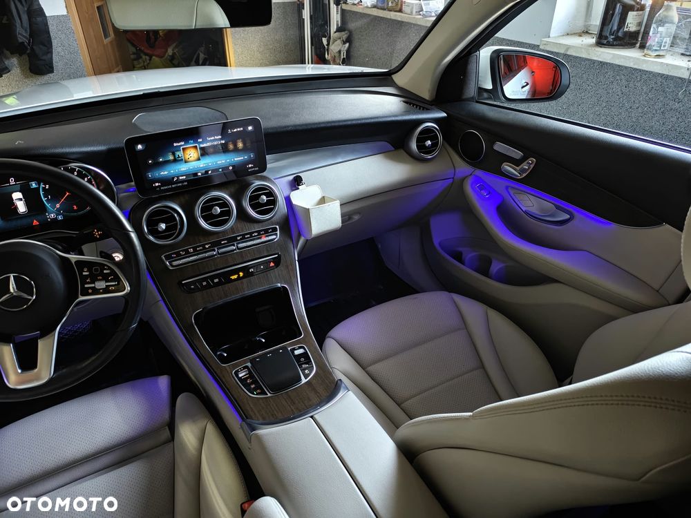 Mercedes-Benz GLC 300 4-Matic - 16