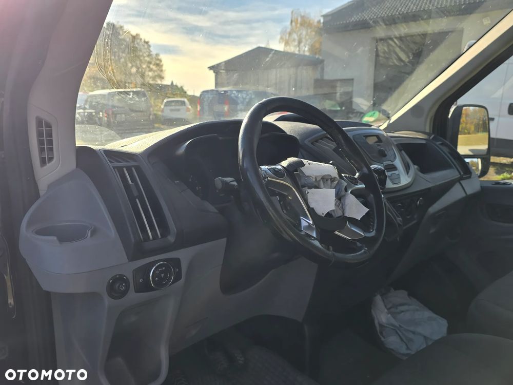 Ford Transit - 16
