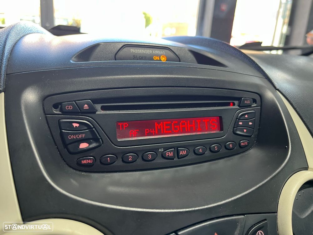 Ford KA 1.2 Digital - 16