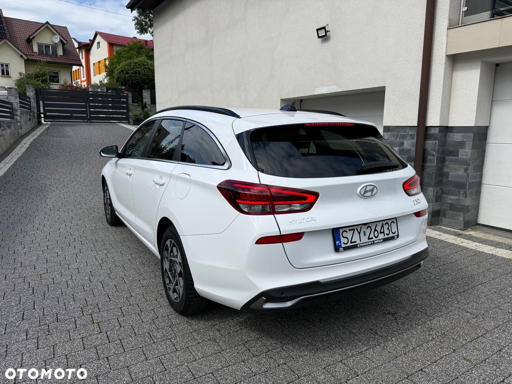 Hyundai i30 1.6 T-GDI Pure DCT - 4