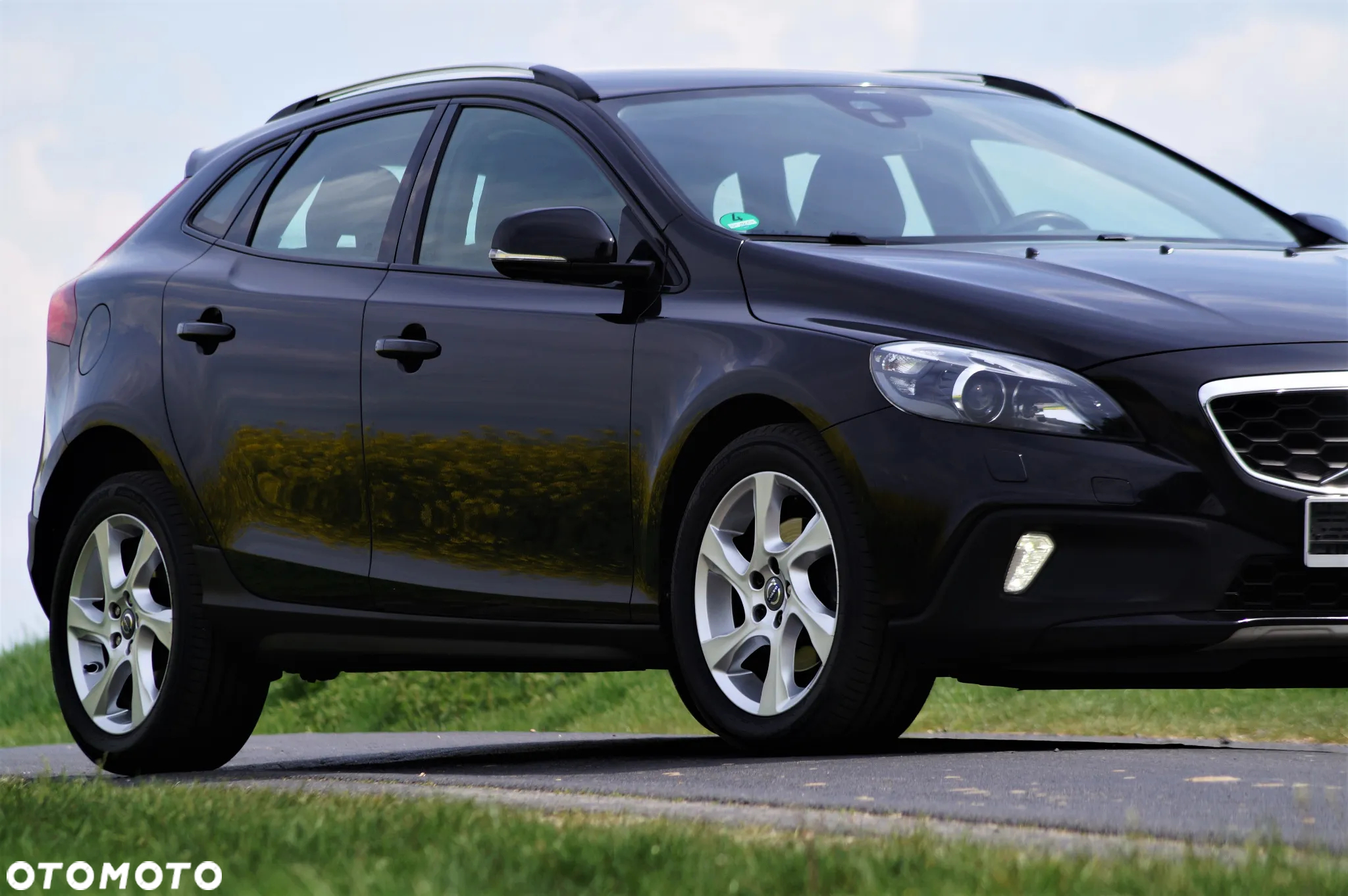 Volvo V40 Cross Country - 25