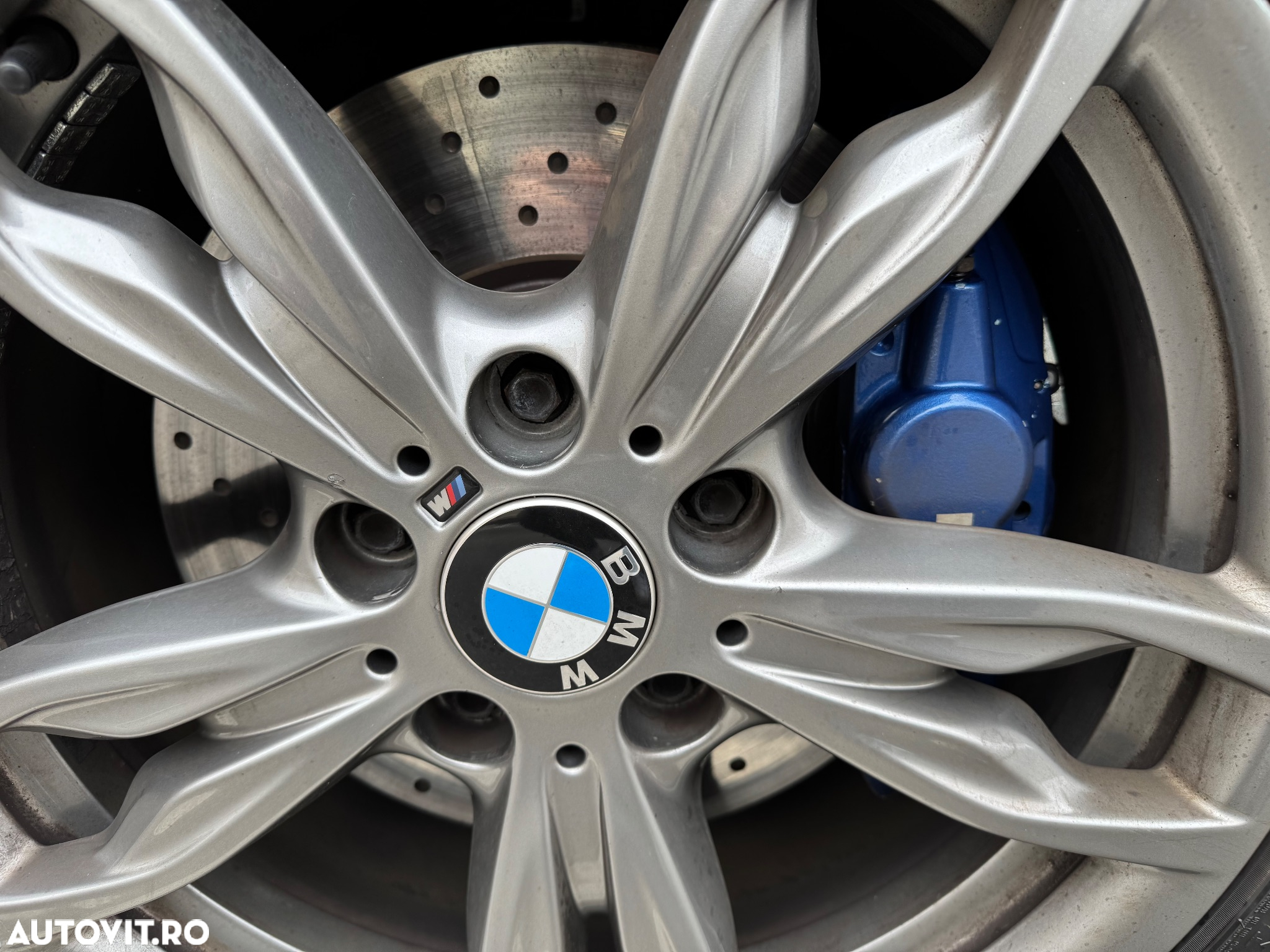 BMW M1 M135i xDrive AT - 10