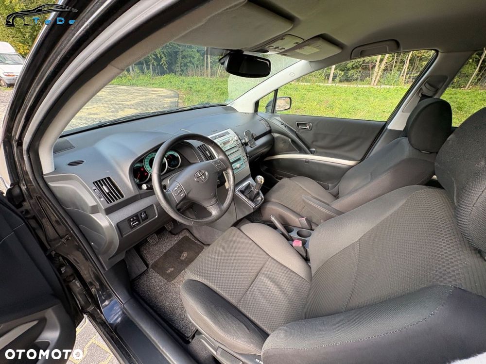 Toyota Corolla Verso 1.8 Prestige + 7os - 18