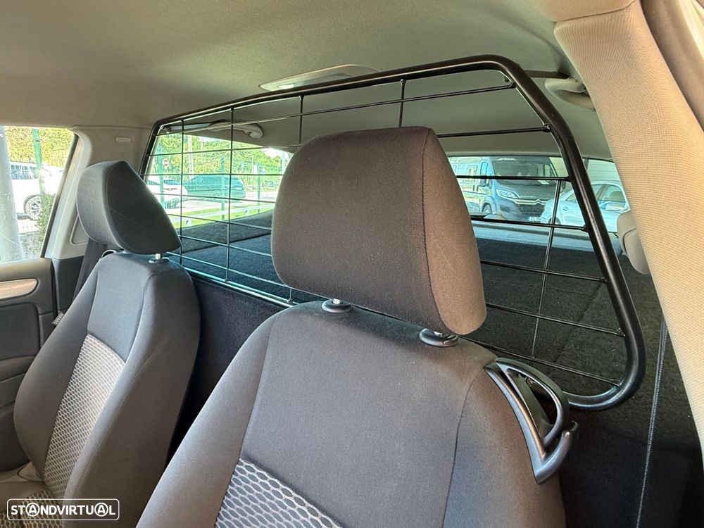 VW Golf 1.6 TDi Trendline - 9