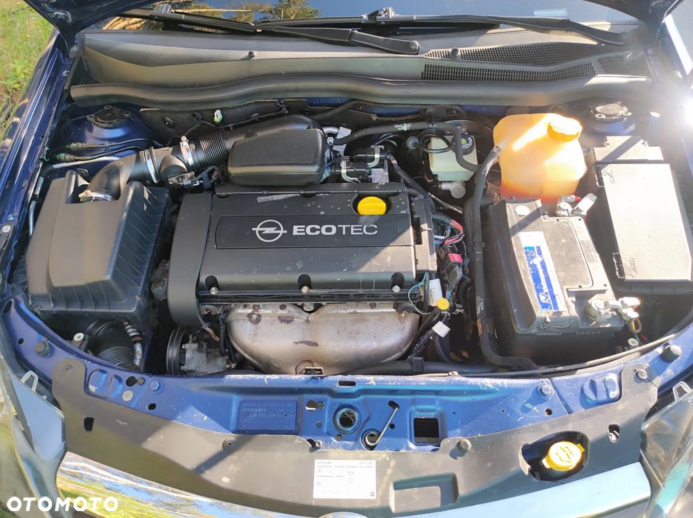 Opel Astra II 1.6 Start - 26