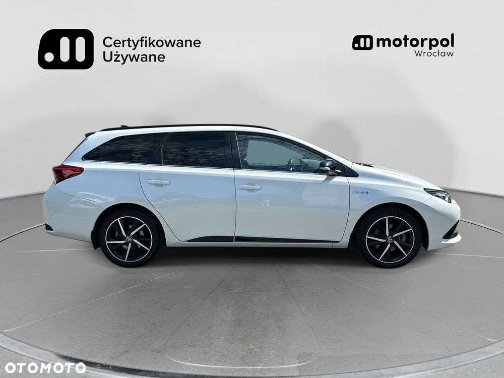 Toyota Auris - 14