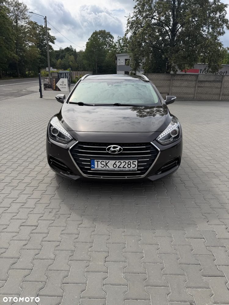 Hyundai i40 Kombi blue 1.7 CRDi Premium - 2
