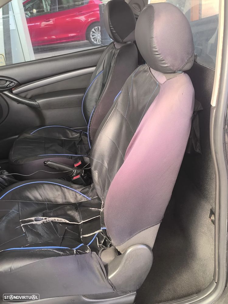 Ford Focus - 9