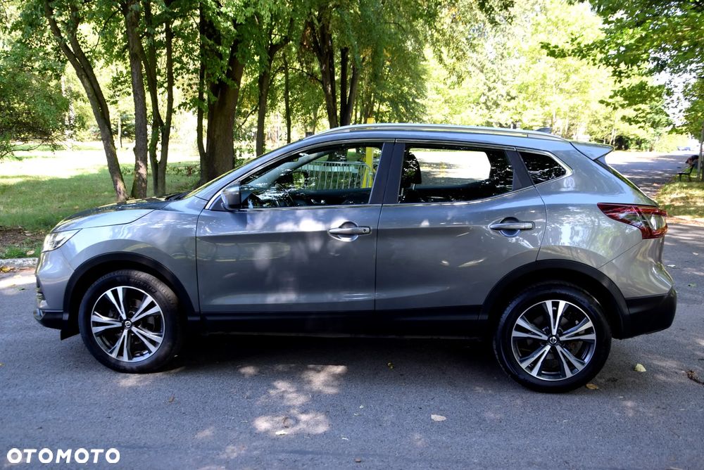 Nissan Qashqai 1.3 DIG-T MHEV N-Connecta Xtronic - 9