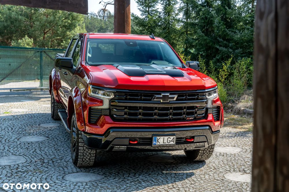 Chevrolet Silverado - 18