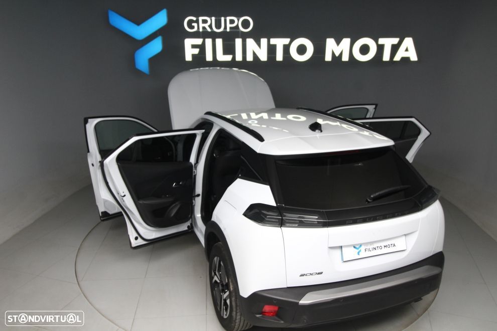 Peugeot 2008 1.2 PureTech Allure - 10