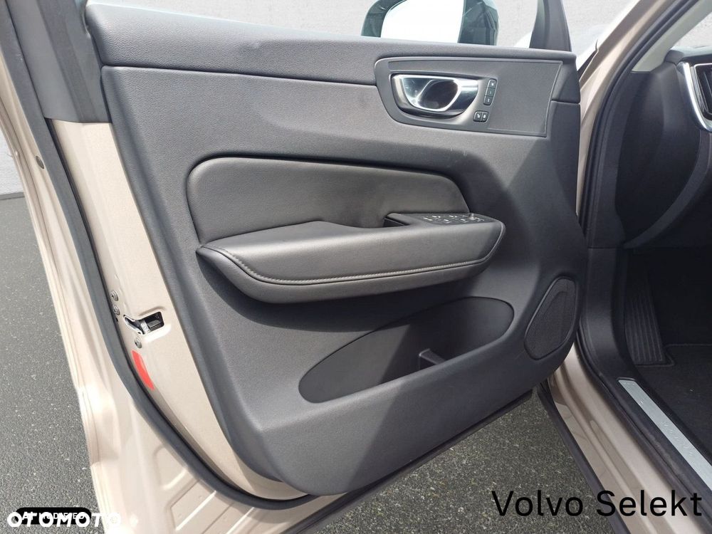 Volvo XC 60 - 12