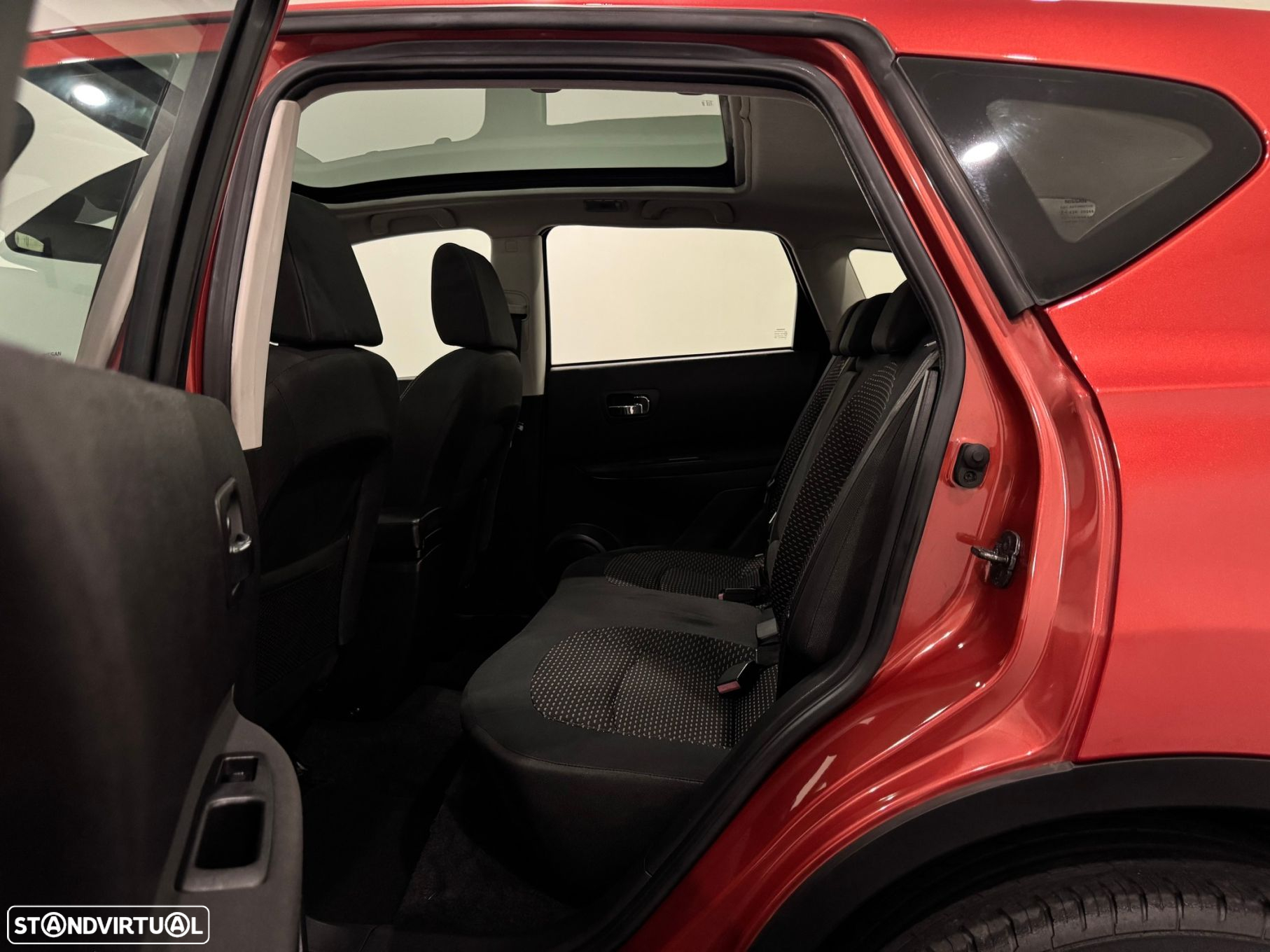 Nissan Qashqai 1.5 dCi Tekna NA - 32