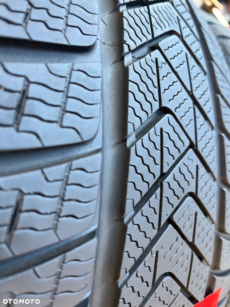 Pirelli 265 40 20 Sottozero 3 Winter Zima 2szt. AO - Audi - 3