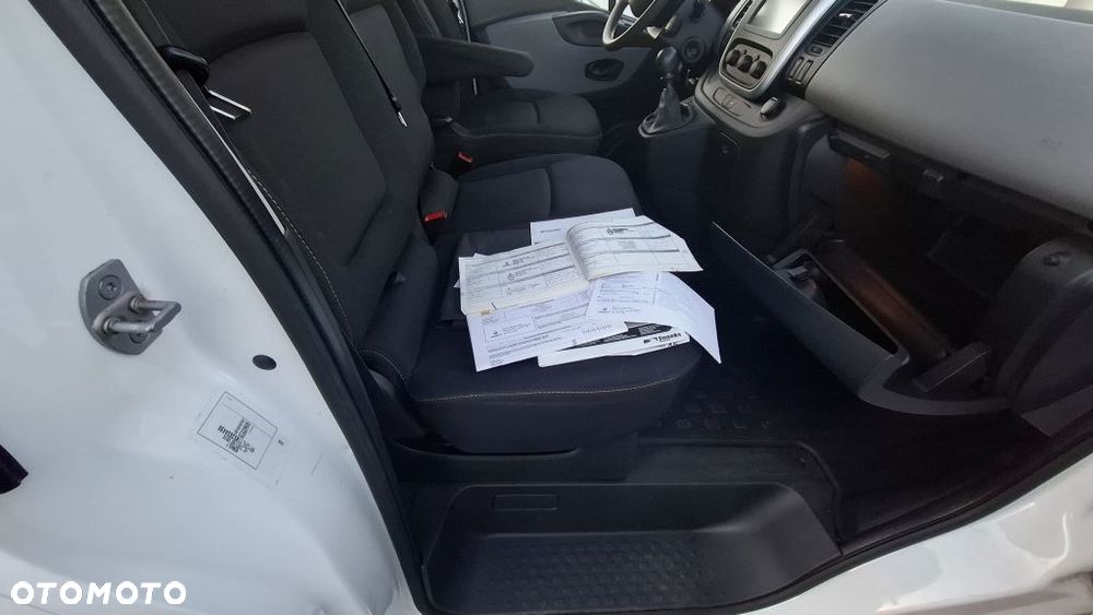 Renault Trafic - 18