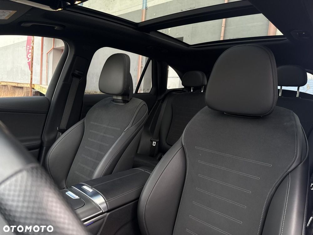 Mercedes-Benz GLC - 12