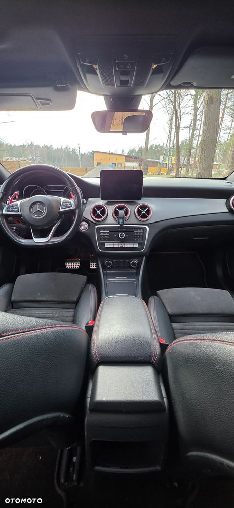 Mercedes-Benz CLA 180 7G-DCT AMG Line - 18