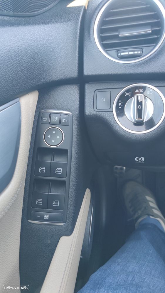 Mercedes-Benz C 250 BlueTEC AMG Line Aut. - 25