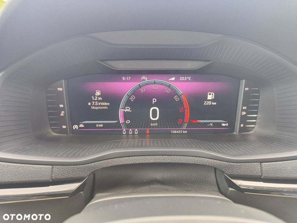 Skoda Karoq 1.5 TSI ACT GPF 4x2 Style DSG - 24