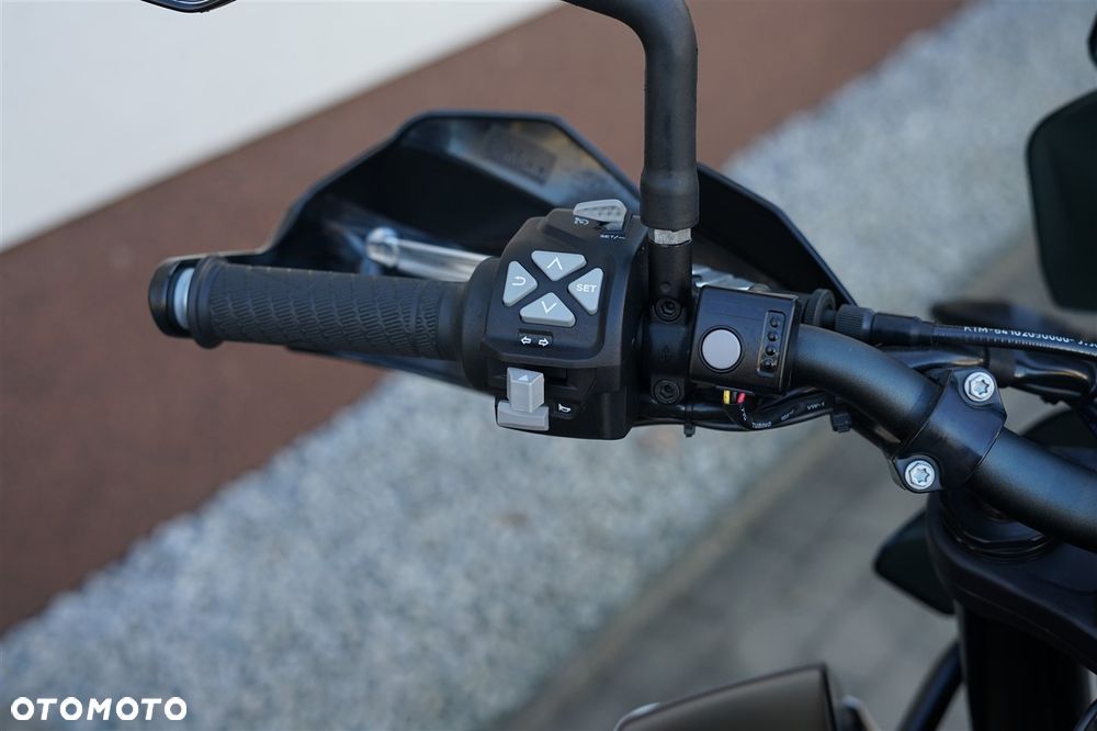 KTM Adventure - 18