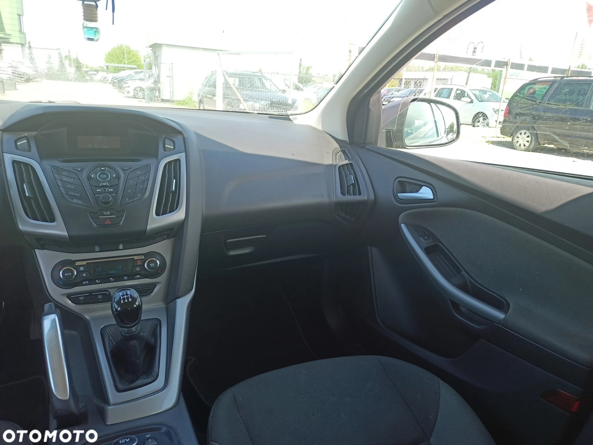 Ford Focus - 12