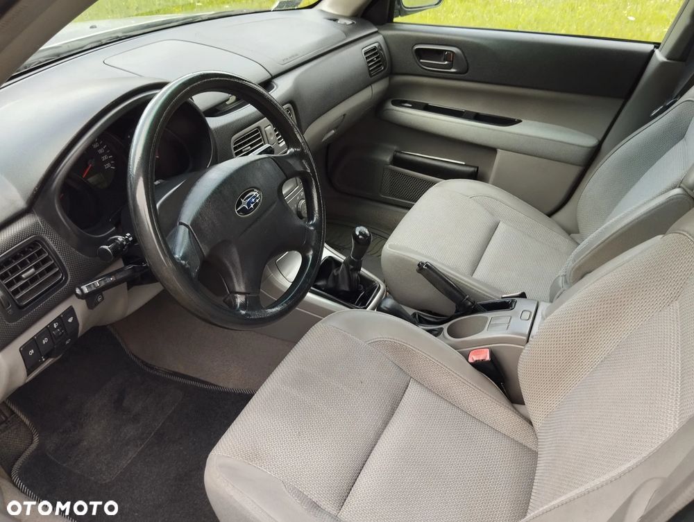Subaru Forester 2.0 XG - 3