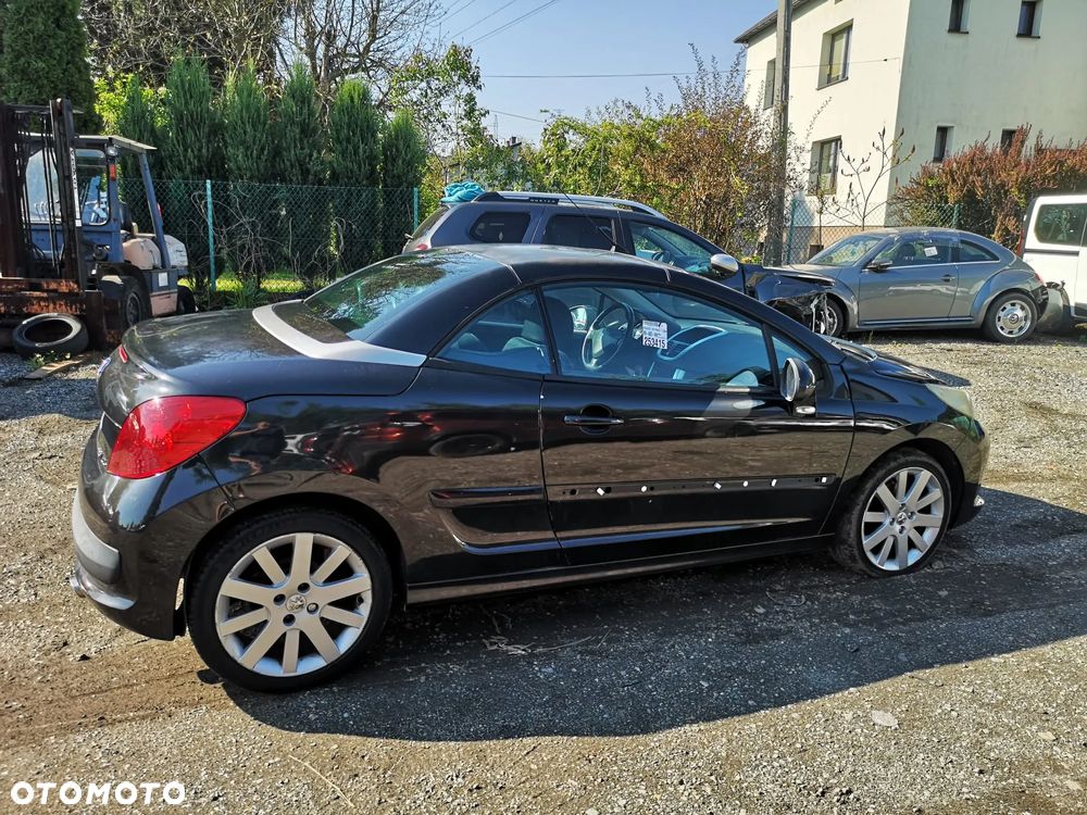 Peugeot 207 CC - 13