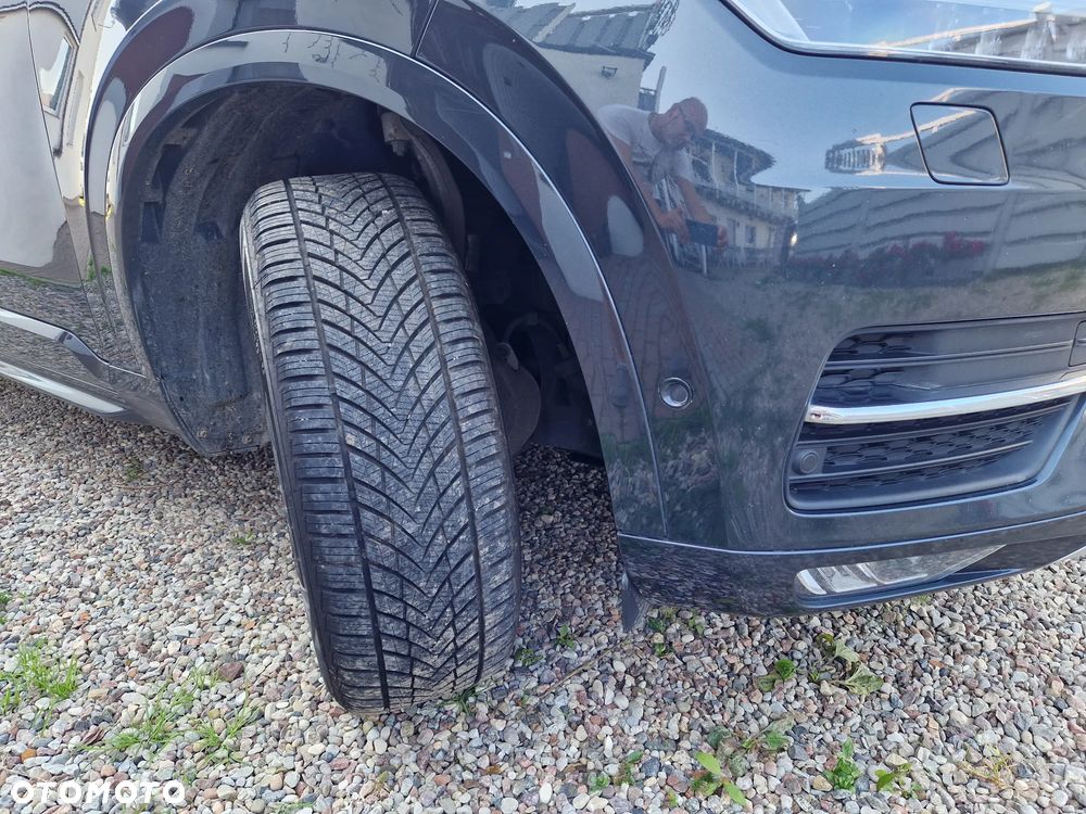 Volvo XC 90 D5 AWD Momentum - 12