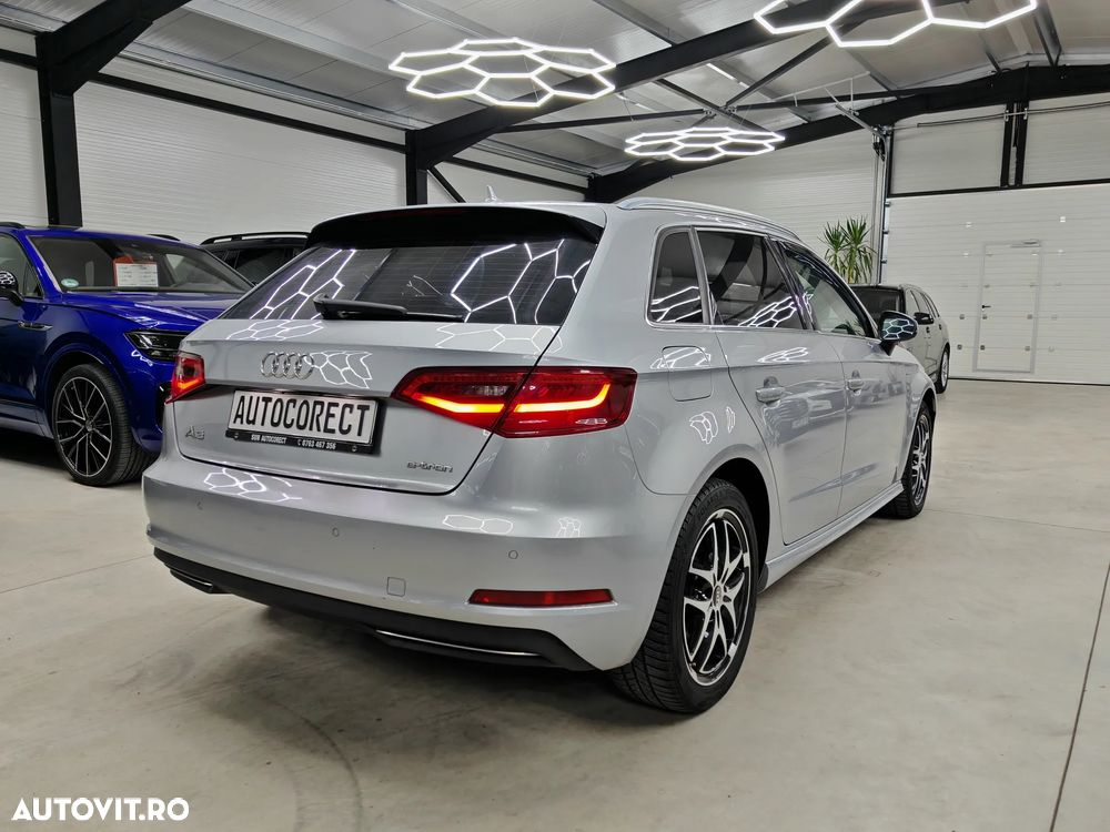 Audi A3 1.4 TFSI Sportback e-tron Ambiente - 4